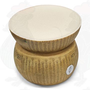 Parmigiano Reggiano 24 månader | 20 kg - Halv ost - Skål