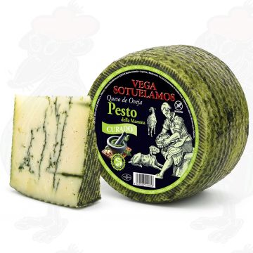 Queso Curado de Oveja con Pesto "della Mamma"